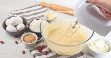 Der Handmixer im Einsatz