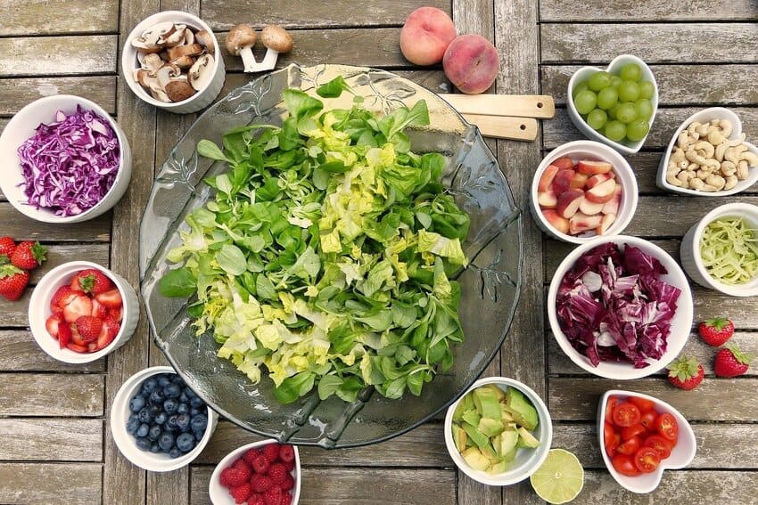 Ein Salat von der elektrischen Reibe von Lidl